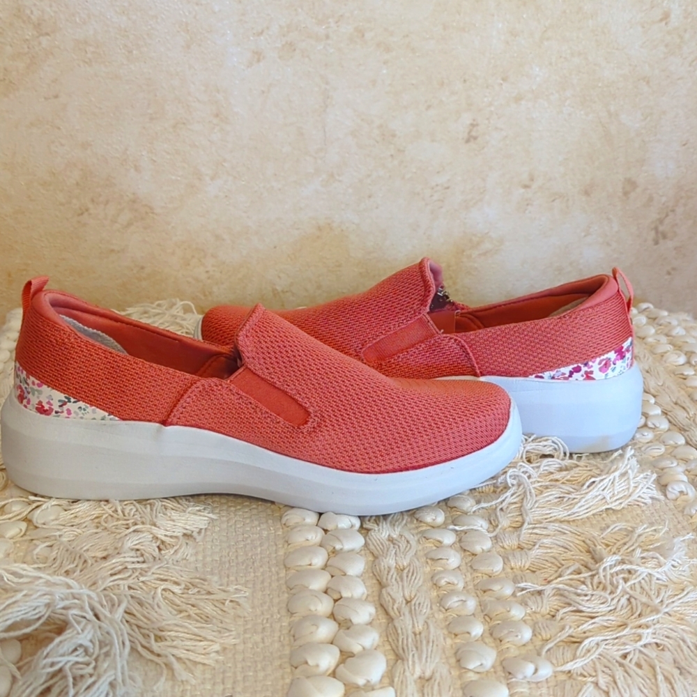 Ryka NEW Slip On Dk Pink 9.5